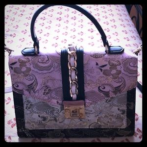 A Japanese styled shoulder/crossbody hand bag